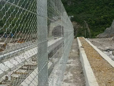 刚性防护网图片3