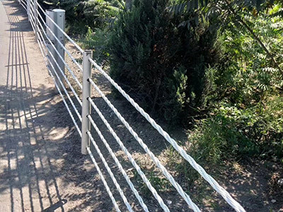 缆索护栏图片3