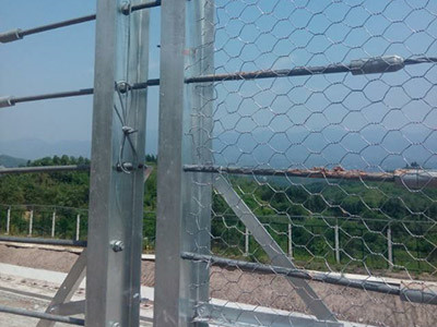 刚性防护网案例图片3