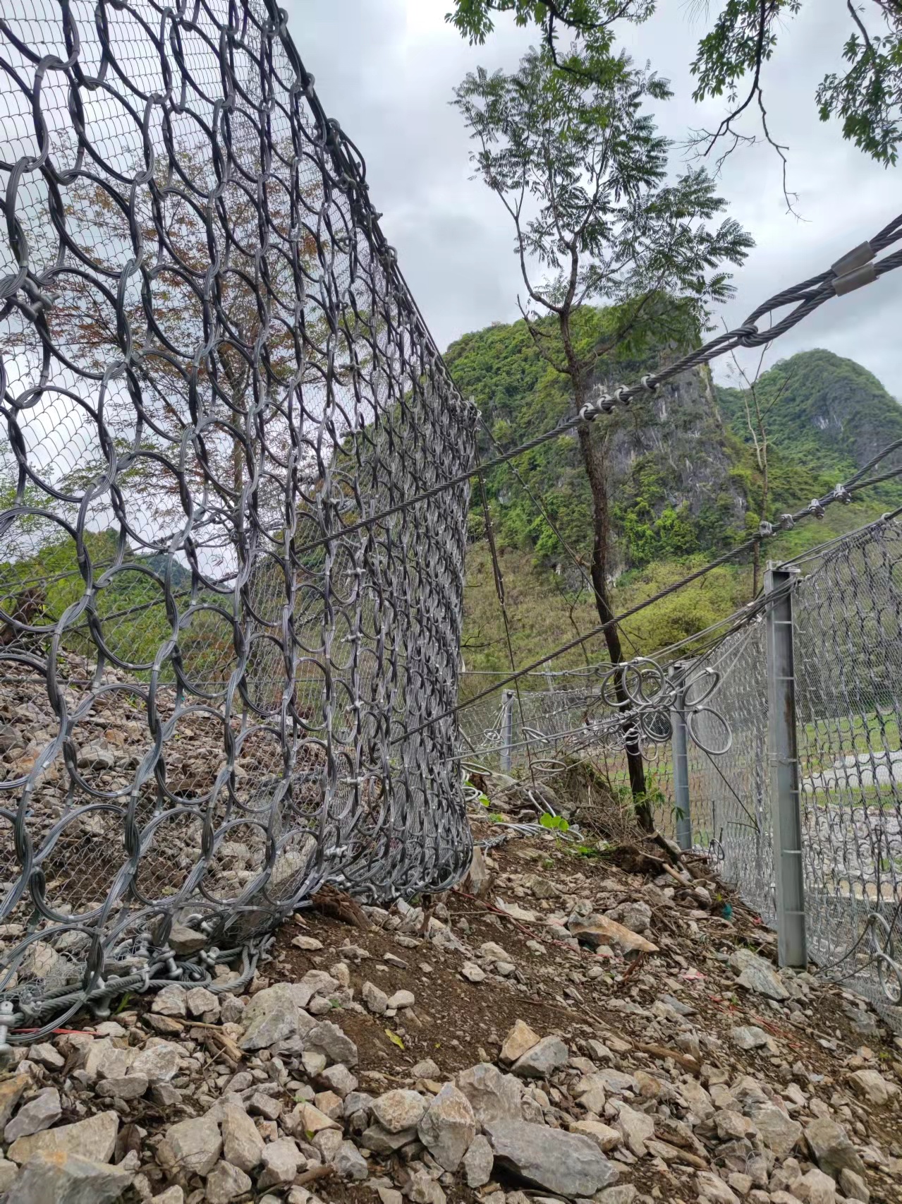 保德县危岩崩塌地质灾害治理工程